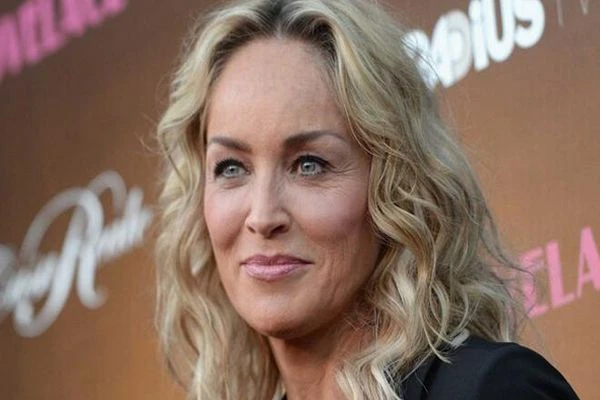 Sharon Stone'den şaşırtan itiraf