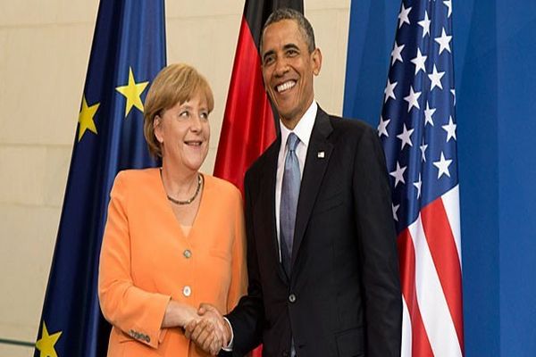 Obama, Merkel ile Ukrayna&#039;yı görüştü