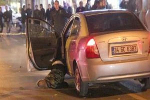 İstanbul Fatih'te silahlı çatışma