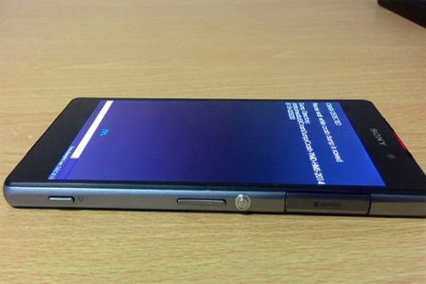 Sony Xperia Z2 yola çıktı