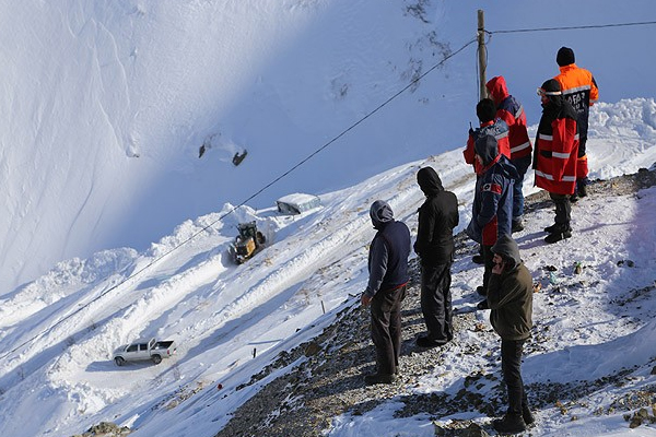 Trabzon&#039;da kurtarma çalışmaları yeniden başladı