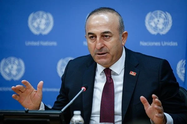 Çavuşoğlu, &#039;Bu yükü sadece Türkiye&#039;nin üstlenmesini beklemek haksızlık&#039;