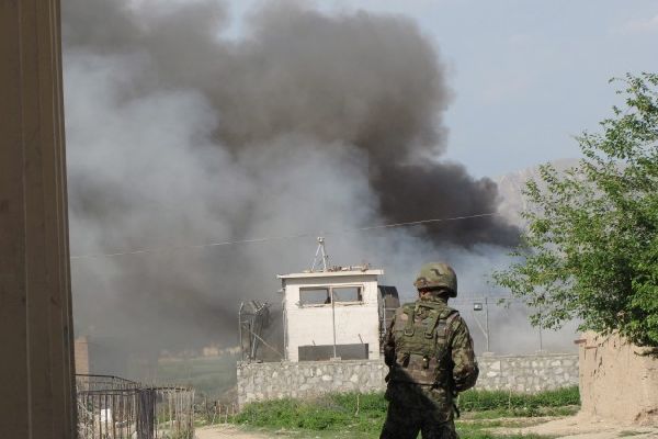 Afganistan’da restorana saldırı, 9 ölü