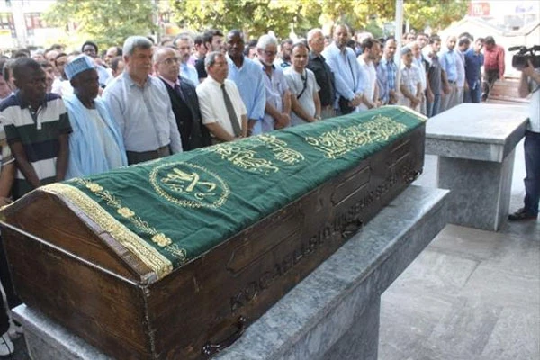 Afrikalı öğrenci son yolculuğuna uğurlandı
