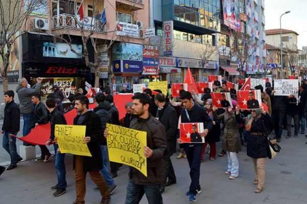 Şehit polis Ahmet Küçüktağ için anma yürüyüşü