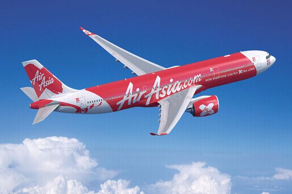 Airasia uçağına ait kara kutulardan biri bulundu