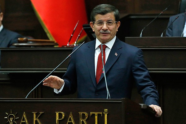 Başbakan Davutoğlu&#039;ndan Bahçeli‘ye milliyetçilik cevabı