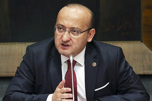 Akdoğan, &#039;Gerçek dışı açıklamalar sürece yarar sağlamaz&#039;