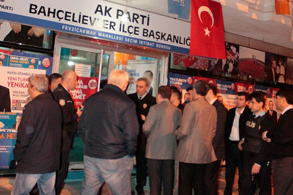 AK Parti seçim irtibat bürosuna molotofkokteylli saldırı