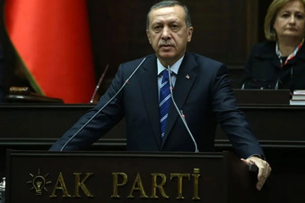 AK Parti grup toplantısı iptal edildi