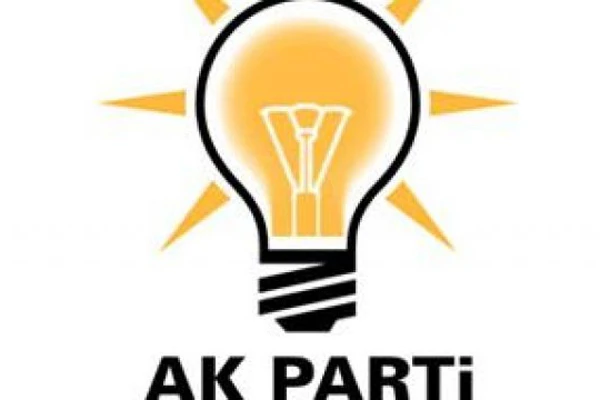 AK Parti'de şok istifa