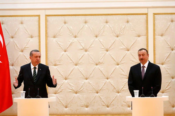 O okullara bir darbe de Aliyev'den geldi