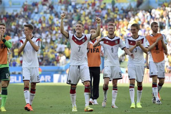 Almanya Fransa'yı 1-0'la geçerek yarı finale yükseldi