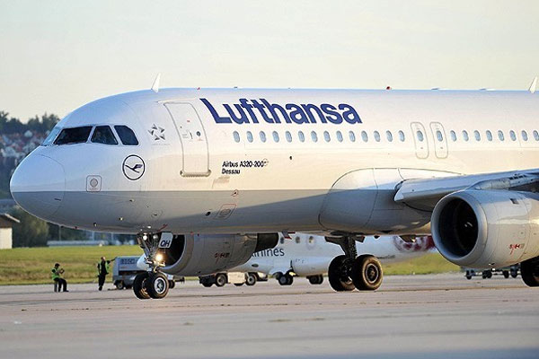 Almanya&#039;da grev nedeniyle 110 uçak seferi iptal edildi