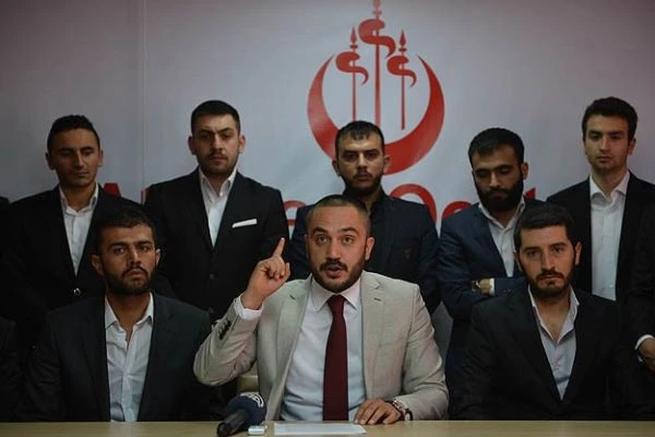 Alperen Ocakları Genel Başkanı açıkladı, 'Görevimin başındayım'