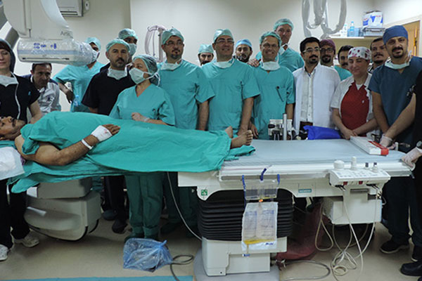 Bu ameliyat Türkiye&#039;de ilk kez oldu