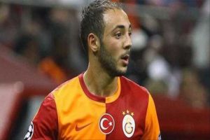 Galatasaray&#039;da ilk ayrılık, Amrabat kiralandı