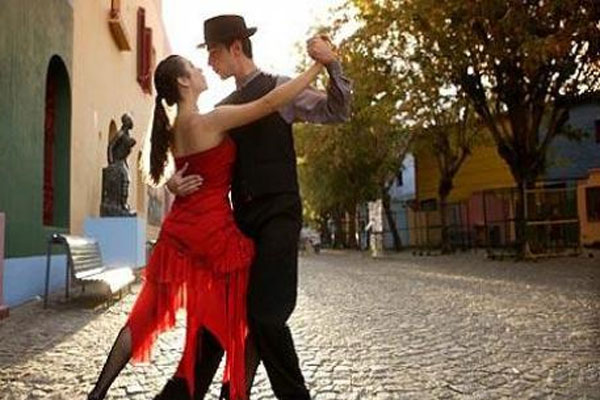 Diyarbakır&#039;da Kürtçe tango