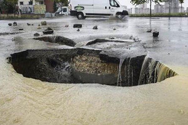 Başkent Ankara&#039;da korkutan manzara