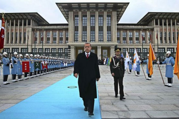 Ankara&#039;da diplomasi trafiği yoğunlaşıyor
