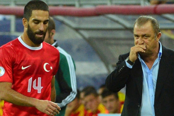 Arda Turan&#039;dan Fatih Terim&#039;e sürpriz