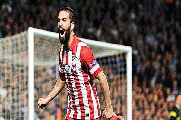 Arda Turan&#039;dan Sneijder itirafı