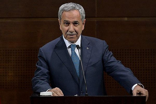 Arınç, &#039;Merkez Bankası başkanı görevinin başındadır&#039;