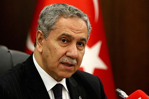 Arınç, &#039;Erdoğan halkın kahramanı haline geldi&#039;