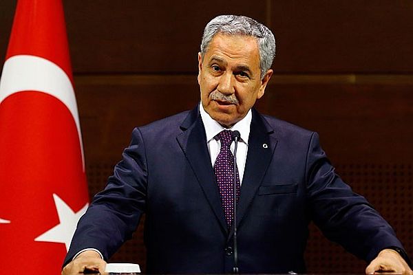 Arınç, '11 yılda 862 taşınmaz, vakıfları adına tescil edildi'