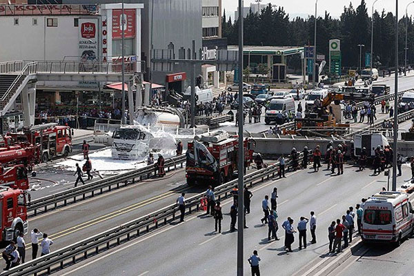 Avcılar&#039;daki üst geçit faciasıyla ilgili şoför gözaltına alındı