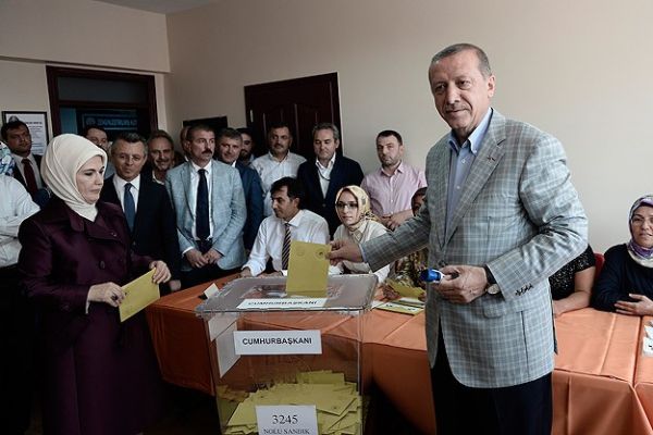 Erdoğan, &#039;Milletimiz önemli bir karar verecek&#039;