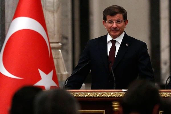 Davutoğlu,'Süreçte herkesin atacağı adımlar var'