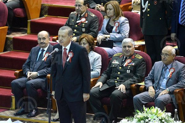 GATA birincisine diplomasını Erdoğan verdi