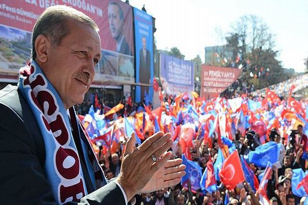 Başbakan Erdoğan&#039;dan İdris Naim Şahin mesajı