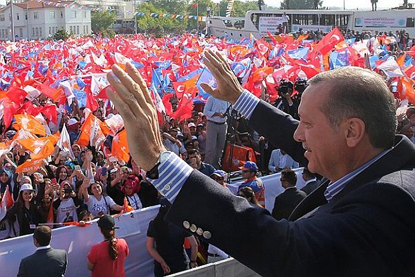 Başbakan Erdoğan Yalova&#039;da halka hitap etti