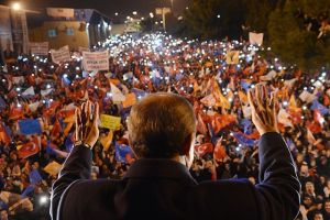 Başbakan Erdoğan&#039;a İzmir&#039;de dev karşılama