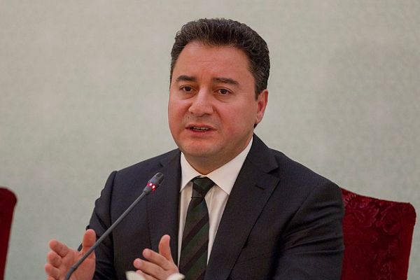 Babacan, &#039;Faizsiz sistemle çalışmak isteyen esnafa yeni banka&#039;