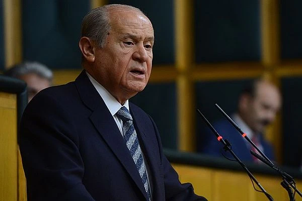 Bahçeli'den MİT yasası eleştirisi