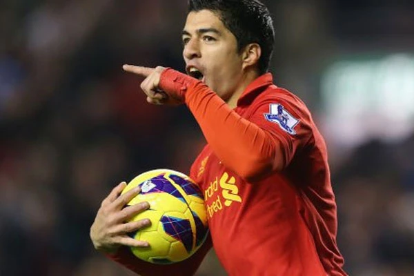 Barcelona Suarez'i transfer etti