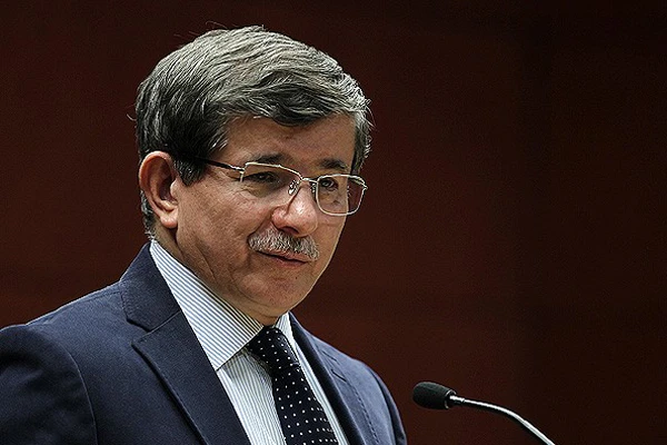 Başbakan Davutoğlu Karaman'a gitti