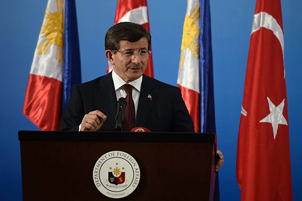 Davutoğlu, &#039;Barışçıl ortamlar için çalışmaya devam edilecek&#039;