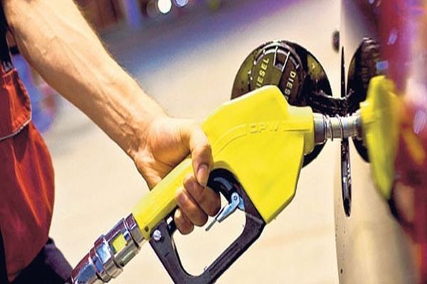 Benzine 6 kuruş indirim geldi