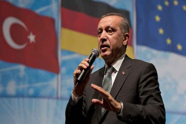 Erdoğan, &#039;İstifa et diyenler uzakta kalmasın&#039;