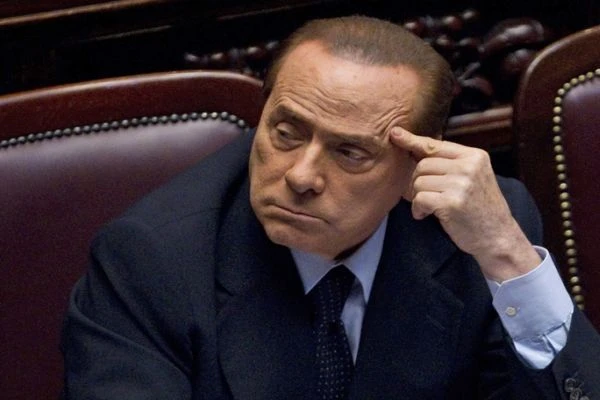 Berlusconi'nin cezası belli oldu