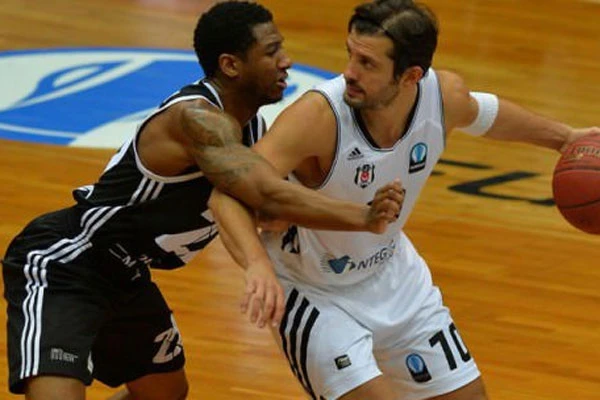 Beşiktaş evinde Riga'ya şans tanımadı