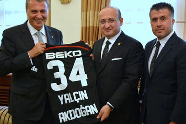 Beşiktaş'tan Yalçın Akdoğan'a ziyaret