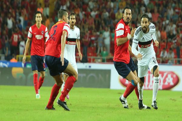 Beşiktaş'ın yüzü Cenk'le güldü!