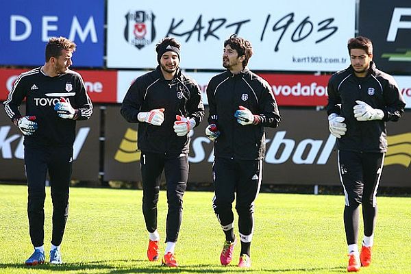 Beşiktaş, Fenerbahçe ile yapacağı maçın hazırlıklarını sürdürdü