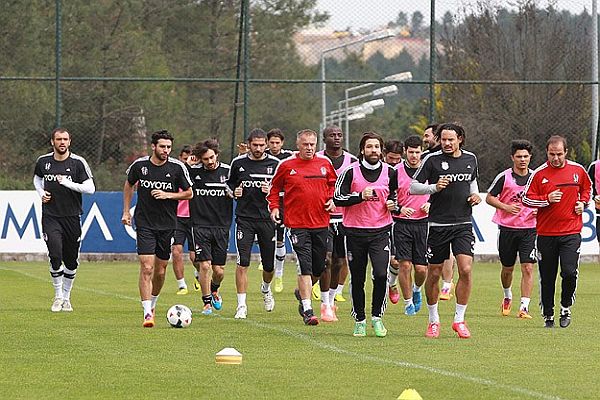 Beşiktaş&#039;ta transfer harekatı başladı