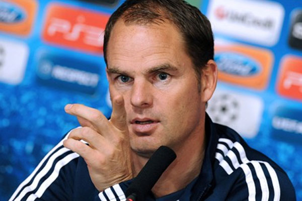 Yılın teknik direktörü Frank de Boer oldu